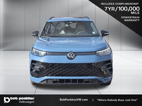 New 2026 Volkswagen Tiguan SE R-Line image 25