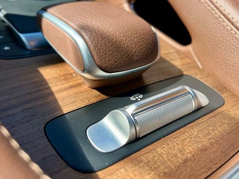 Certified 2024 Mercedes-Benz GLS 450 4MATIC image 33