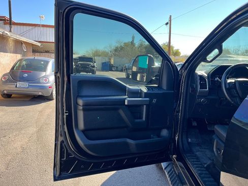 Used 2015 Ford F150 XLT w/ Equipment Group 302A Luxury image 12