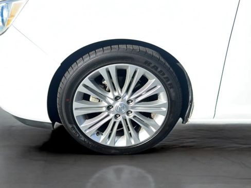 Used 2013 Buick Verano FWD image 29