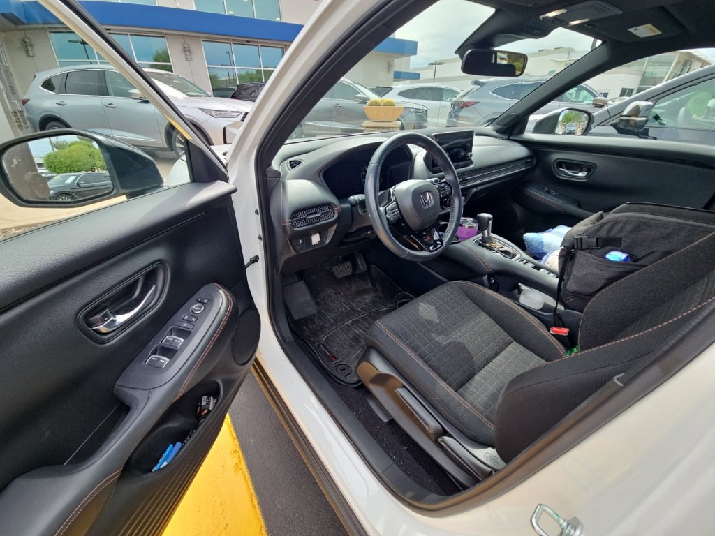 Used 2023 Honda HR-V Sport image 6