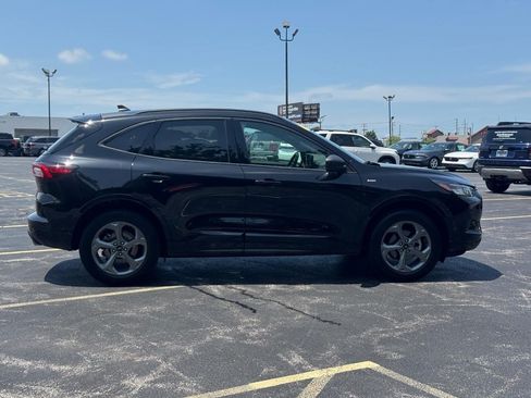 Used 2024 Ford Escape ST-Line w/ Tech Pack #1 AWD/4WD image 3