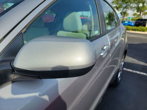 Used 2019 Honda HR-V LX image 5