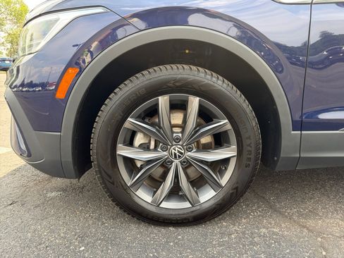 Used 2024 Volkswagen Tiguan SE AWD/4WD image 26