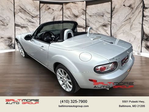 Used 2008 MAZDA MX-5 Miata Touring RWD image 10