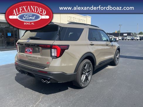 New 2026 Ford Explorer ST w/ Sun And Sound Package RWD image 4