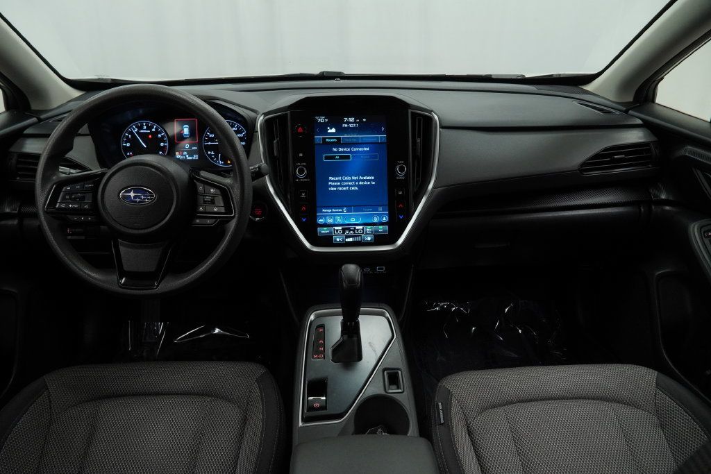 Used 2024 Subaru Crosstrek 2.0i Premium AWD/4WD image 3