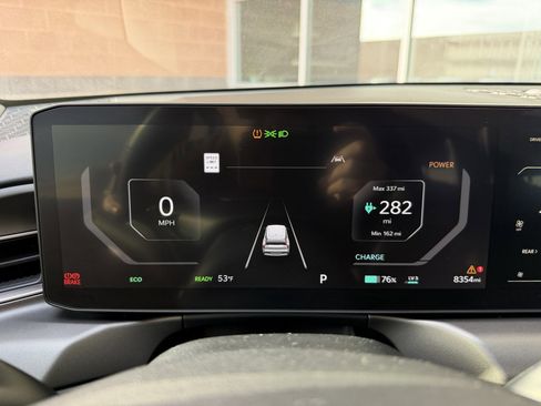 Used 2024 Kia EV9 Light Long Range image 17