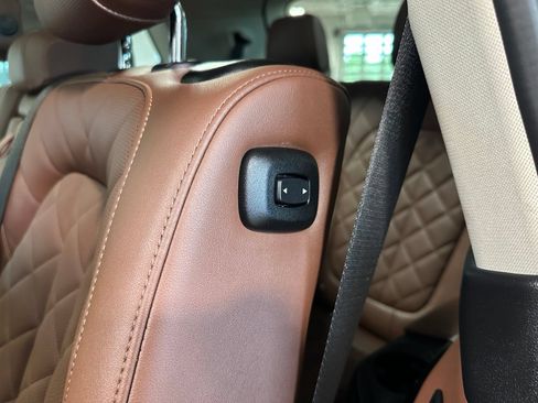Used 2023 BMW X7 xDrive40i AWD/4WD image 42