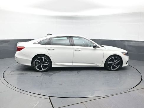Certified 2022 Honda Accord Sport image 7