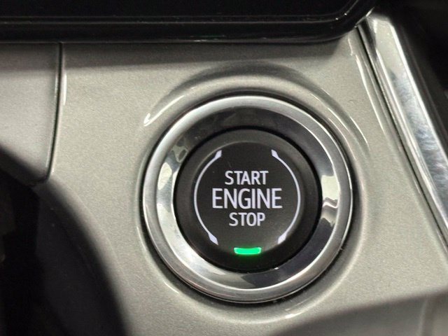 Used 2025 Chevrolet Trax LT w/ Driver Confidence Package FWD image 31