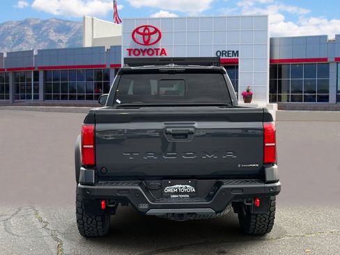 Used 2024 Toyota Tacoma 4x4 Double Cab Hybrid image 5
