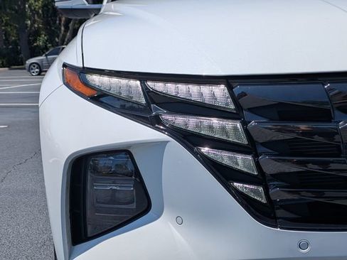 Used 2023 Hyundai Tucson Limited AWD/4WD image 10