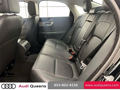 Used 2017 Jaguar XF Premium image 13