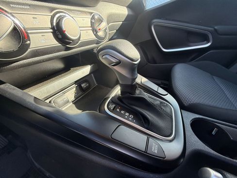 Used 2025 Kia Soul LX w/ LX Technology Package image 37