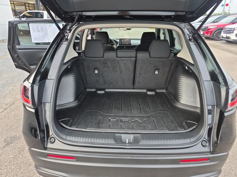 Used 2025 Honda HR-V LX image 14