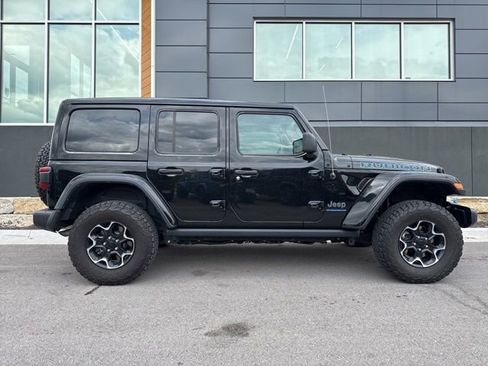 Used 2023 Jeep Wrangler Unlimited Rubicon 4xe w/ Cold Weather Group AWD/4WD image 2