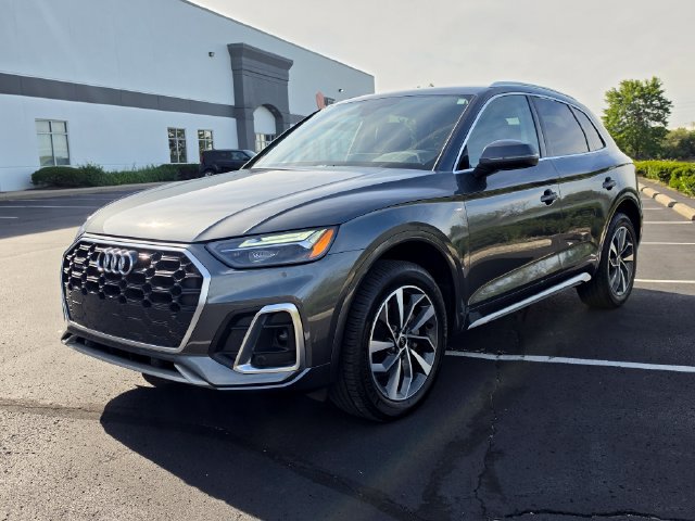Used 2023 Audi Q5 2.0T Premium w/ Convenience Package AWD/4WD image 13
