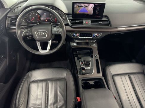 Used 2023 Audi Q5 2.0T Premium w/ Convenience Package image 27