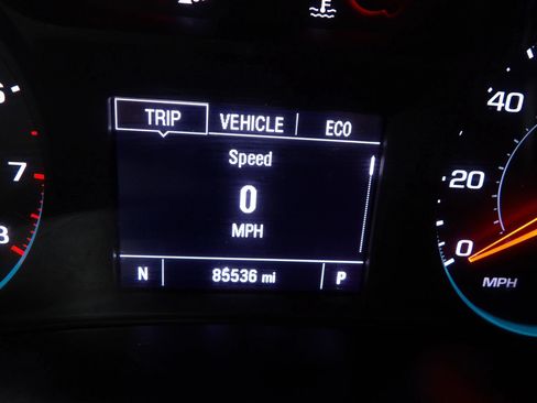 Used 2023 Chevrolet Malibu LT FWD image 18