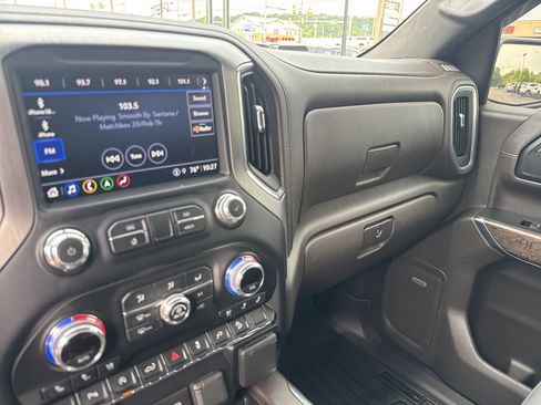 Used 2021 GMC Sierra 1500 Denali AWD/4WD image 22