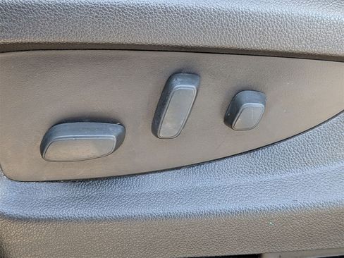 Used 2018 GMC Sierra 1500 SLT image 16