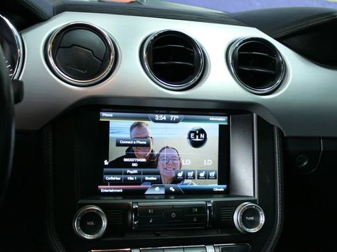 Used 2015 Ford Mustang Premium image 17