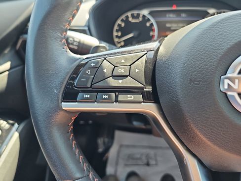 Used 2024 Nissan Altima 2.5 SR w/ SR Premium Package image 18