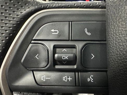 Used 2025 Toyota 4Runner TRD Off-Road Premium image 20