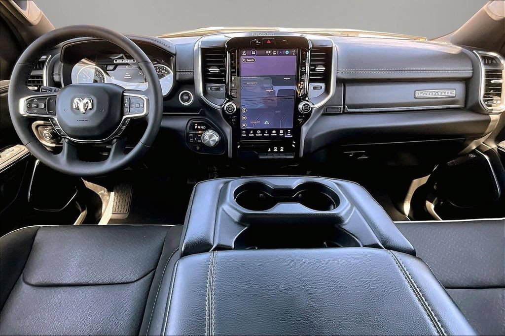 Used 2025 RAM 1500 Laramie AWD/4WD image 8