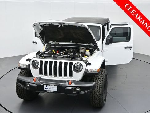 Used 2023 Jeep Gladiator Mojave w/ Trailer Tow Package image 39