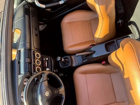Used 2002 Toyota MR2 image 24