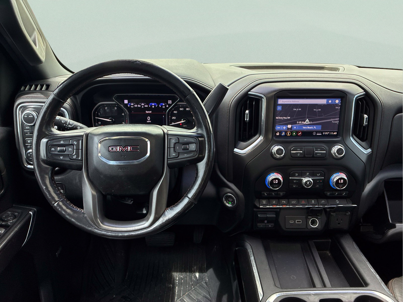 Used 2020 GMC Sierra 2500 AT4 w/ AT4 Premium Package AWD/4WD image 23