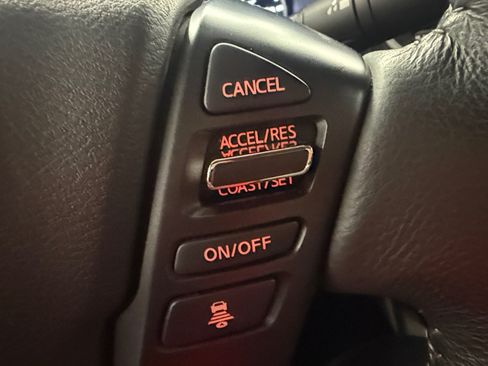 Used 2024 Nissan Frontier SV w/ SV Convenience Package RWD image 32
