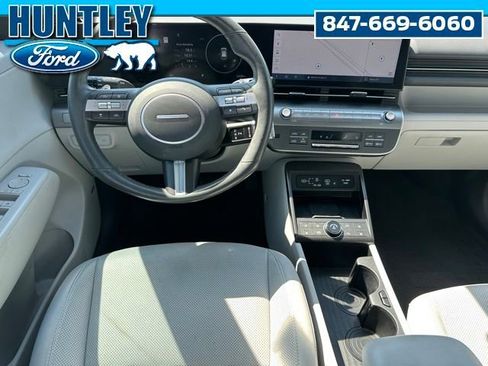 Used 2024 Hyundai Kona Limited AWD/4WD image 11