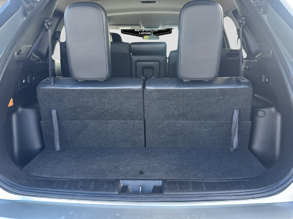 Used 2024 Mitsubishi Outlander AWD image 14