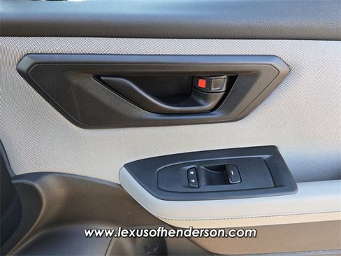 Used 2025 Subaru Forester image 17