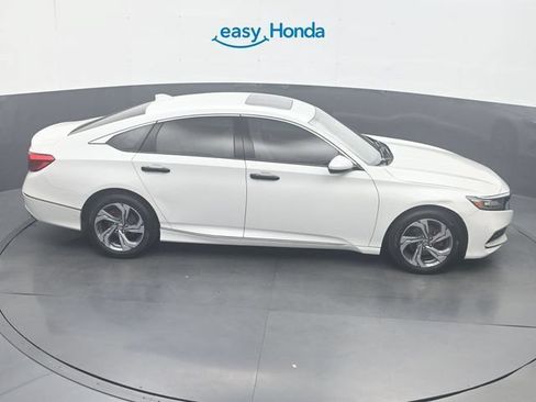 Used 2018 Honda Accord EX image 25