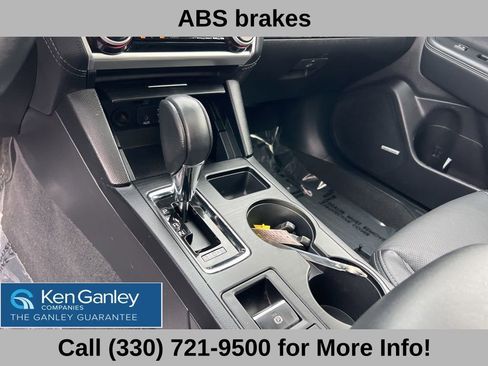 Used 2018 Subaru Outback 3.6R Limited AWD/4WD image 34