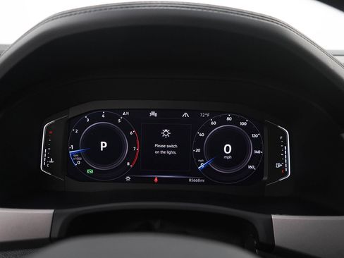 Used 2020 Volkswagen Atlas Cross Sport SEL AWD/4WD image 28