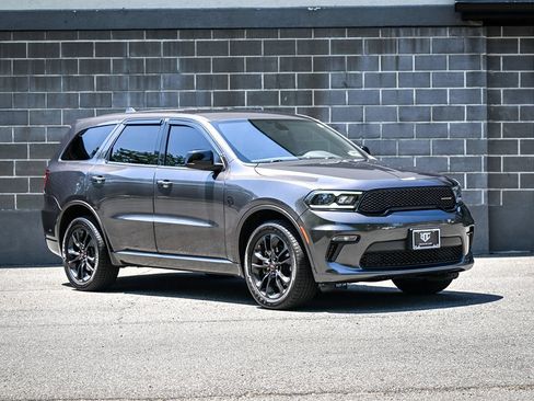 Used 2021 Dodge Durango SXT AWD/4WD image 2