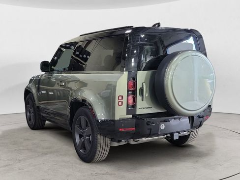 Used 2025 Land Rover Defender 90 X-Dynamic SE AWD/4WD image 3