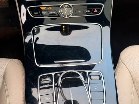 Used 2017 Mercedes-Benz E 300 4MATIC image 25