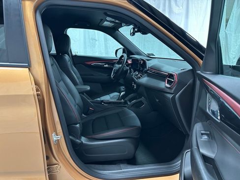 Used 2024 Chevrolet TrailBlazer RS w/ Convenience Package image 55