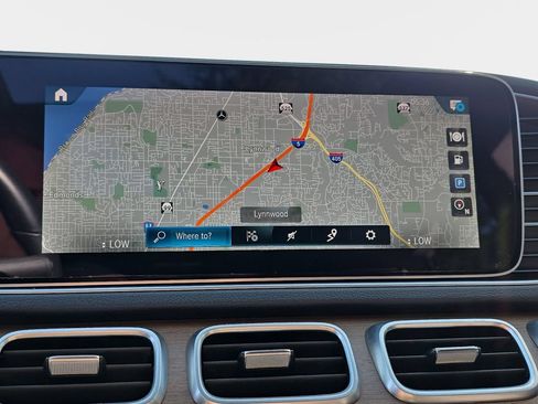 Used 2022 Mercedes-Benz GLE 350 4MATIC image 25