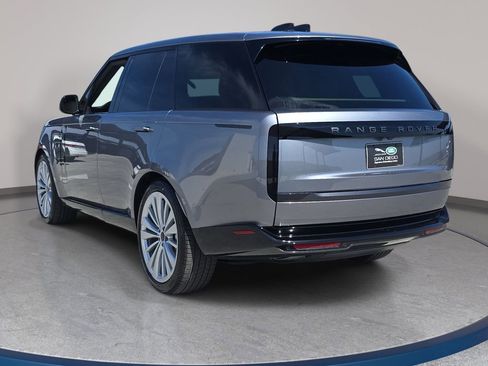 New 2026 Land Rover Range Rover SE image 7