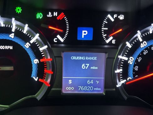 Used 2015 Toyota 4Runner Trail Premium image 26