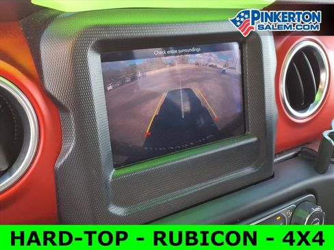 Used 2019 Jeep Wrangler Unlimited Rubicon w/ Dual Top Group image 23