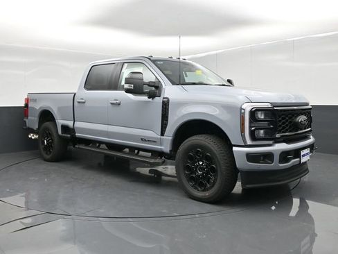 Used 2026 Ford F350 Lariat w/ Black Appearance Package AWD/4WD image 1