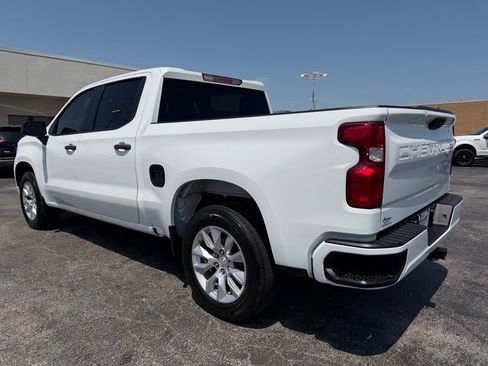 Used 2022 Chevrolet Silverado 1500 Custom AWD/4WD image 3